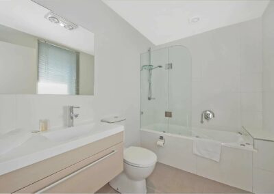 En Suite Bathroom with Spa Bath